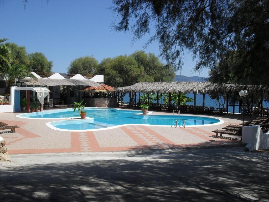 Villa Pouloudia Ватера Экстерьер фото